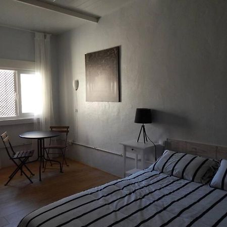 メレナラCosy Flat For 2 Directly At The Beachアパートメント エクステリア 写真