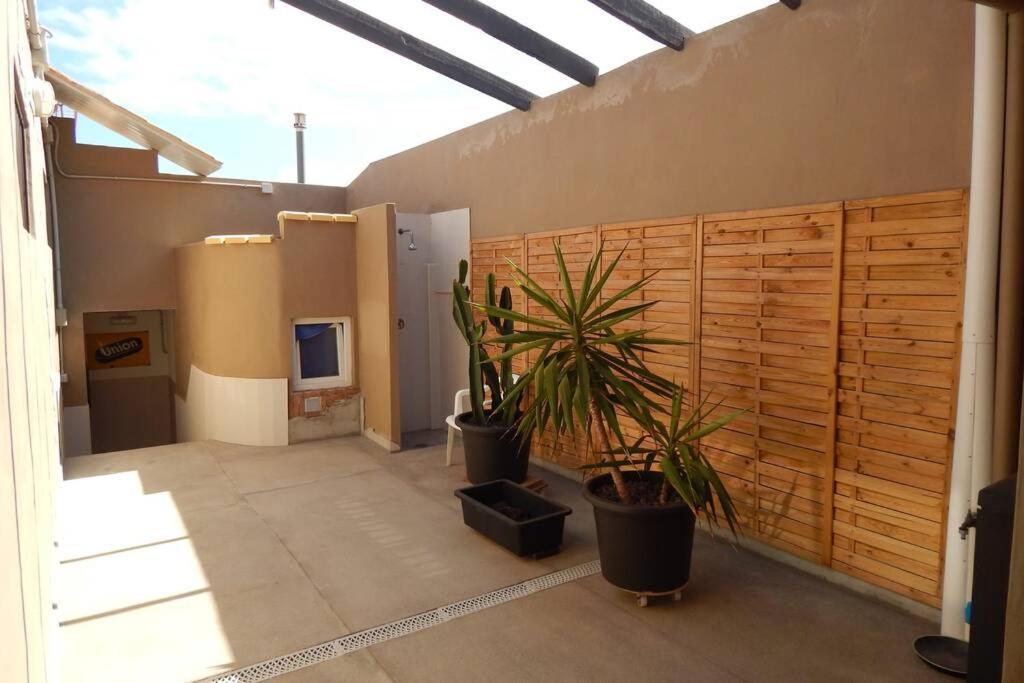 メレナラCosy Flat For 2 Directly At The Beachアパートメント エクステリア 写真