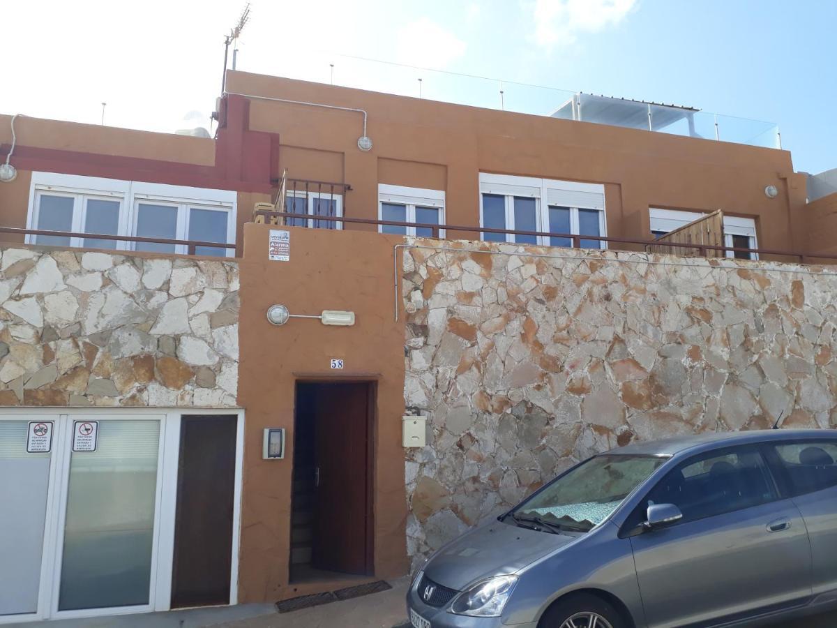 メレナラCosy Flat For 2 Directly At The Beachアパートメント エクステリア 写真
